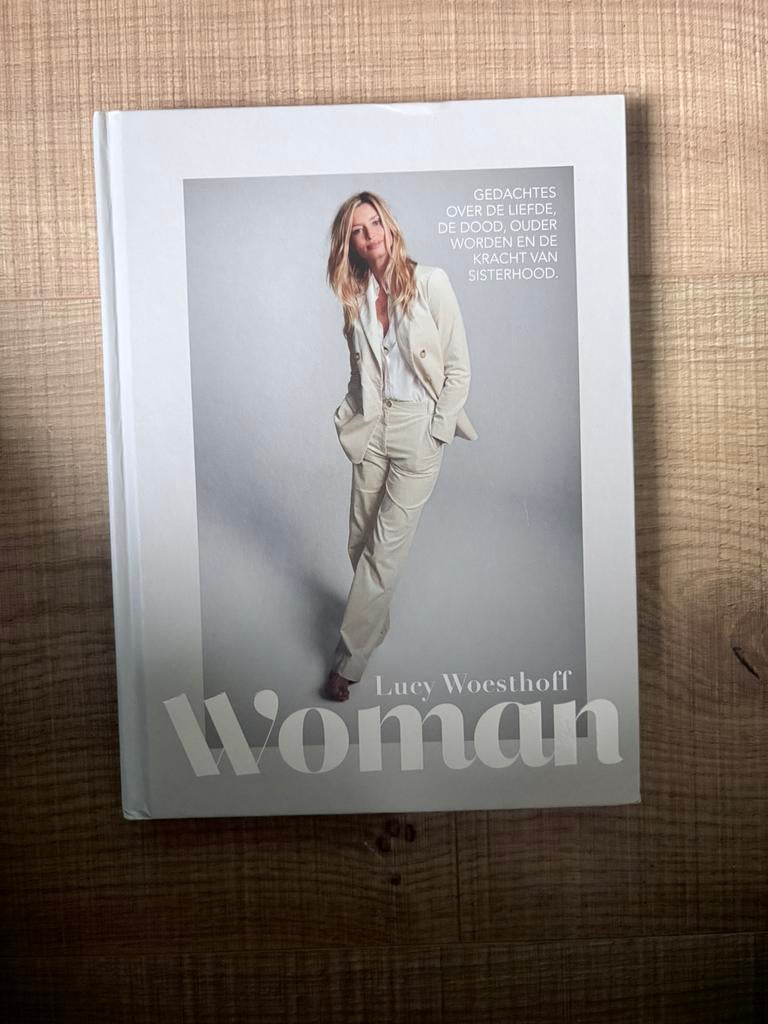 Woman lucy woesthoff, Boeken, Ophalen of Verzenden, Zo goed als nieuw, Mode algemeen