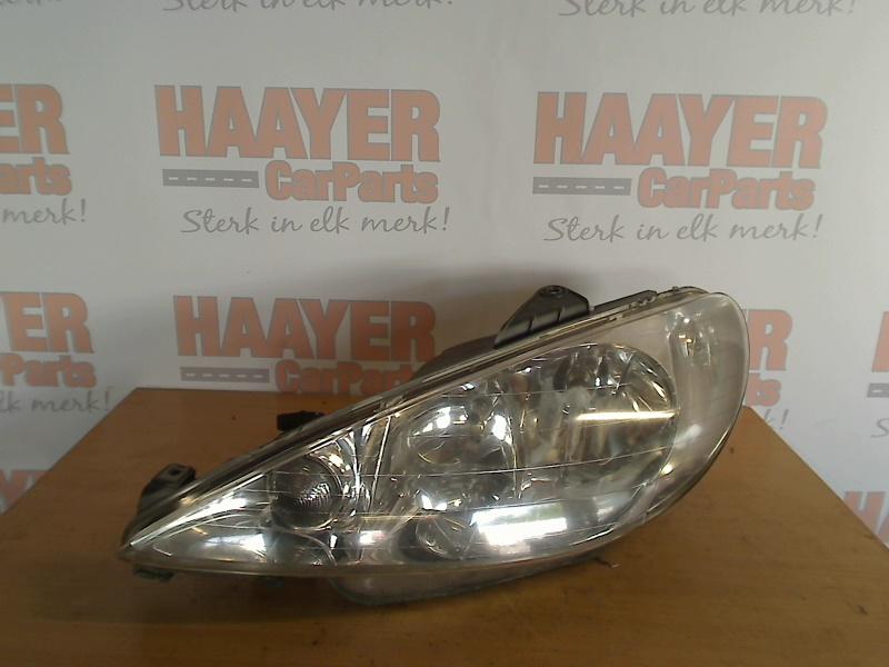 Koplamp Links Peugeot 206 (2A/C/H/J/S) (2001-09/2009-04), Kontakt-peugeot@peugeot.com, Gebruikt, Peugeot Deutschland GmbH, Bahnhofsplatz, Rüsselsheim 65423, , Duitsland