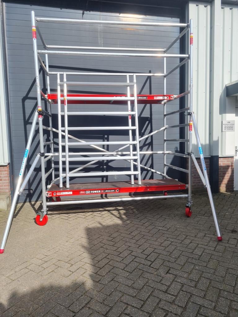 Altrex aluminium rolsteiger 1x gebruikt 1.35x2.45M 6M WH, Ophalen, Rolsteiger of Kamersteiger, 5 meter of hoger