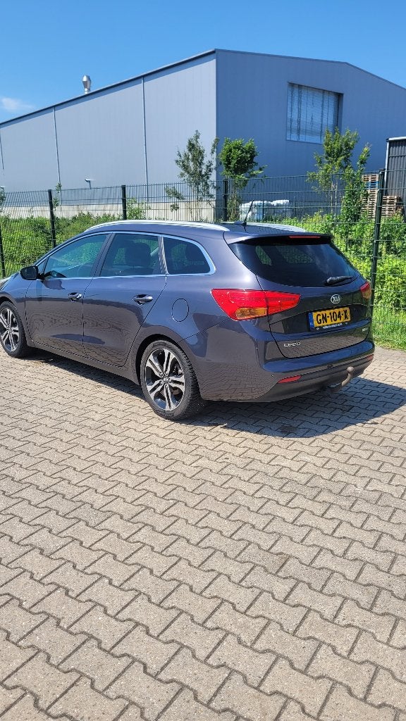 Kia (Pro) Cee d 1.6 GDI Sporty Wagon 2015 Grijs, Auto's, Voorwielaandrijving, 1591 cc, 4 cilinders, Origineel Nederlands