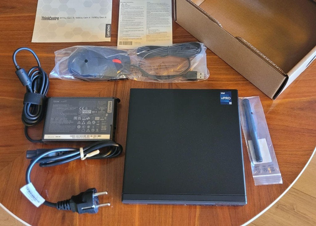 Lenovo ThinkCentre M80q Gen 4 - BRAND NEW Mini PC Desktop, Computers en Software, Ophalen, 256 GB, Nieuw, SSD