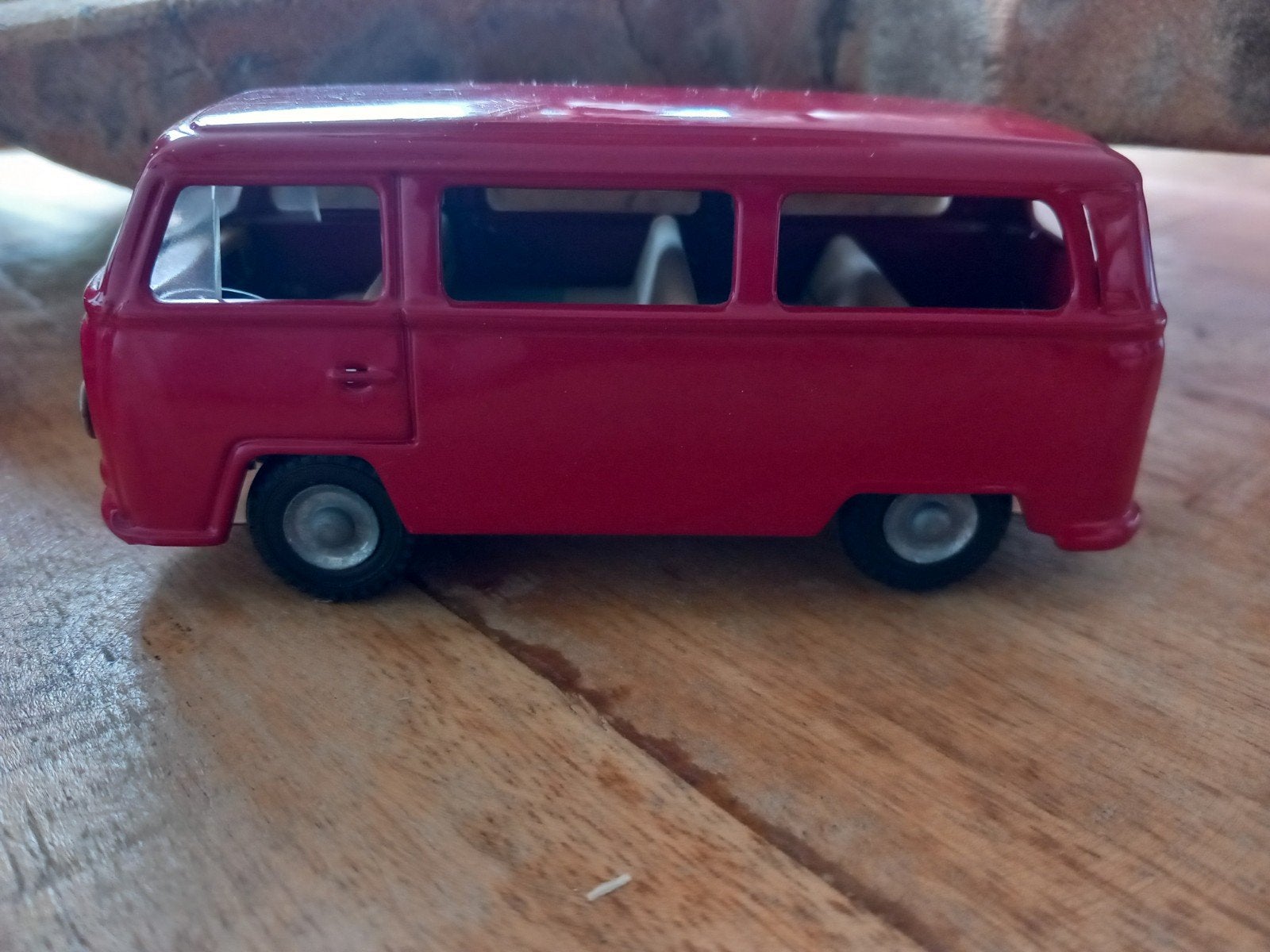 Vintage rode Volkswagen busje  T2, Ophalen of Verzenden, Gebruikt