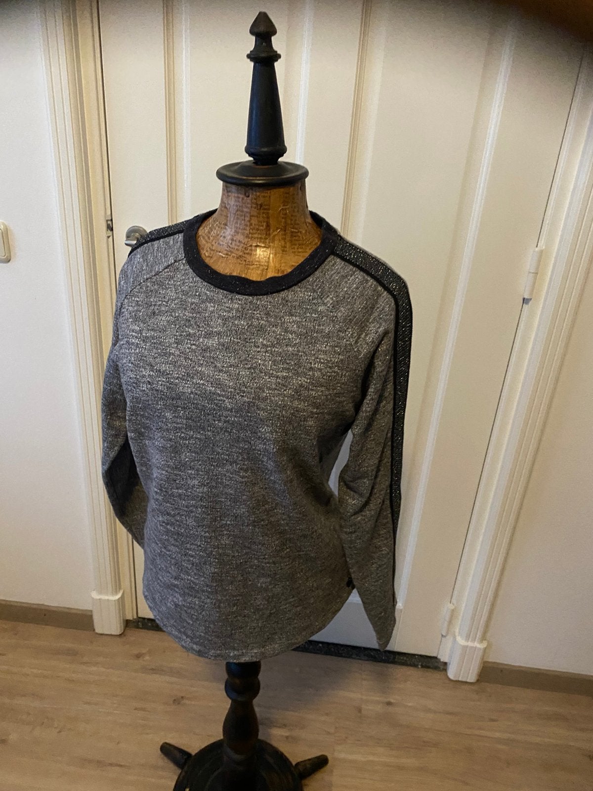 Sweater Maison scotch maat xs, Ophalen of Verzenden, Zo goed als nieuw, Maat 34 (XS) of kleiner, Grijs
