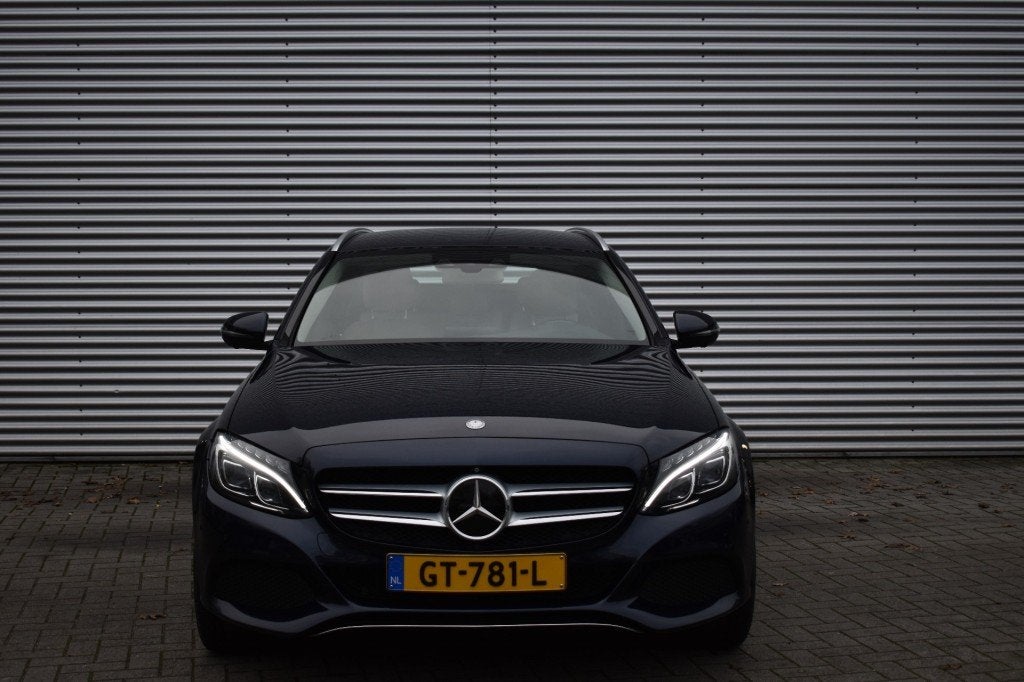Mercedes-benz C-KLASSE 350 E LEASE EDITION / BURMESTER / LUC, Auto's, Mercedes-Benz, Automaat, Blauw, Hybride Elektrisch/Benzine