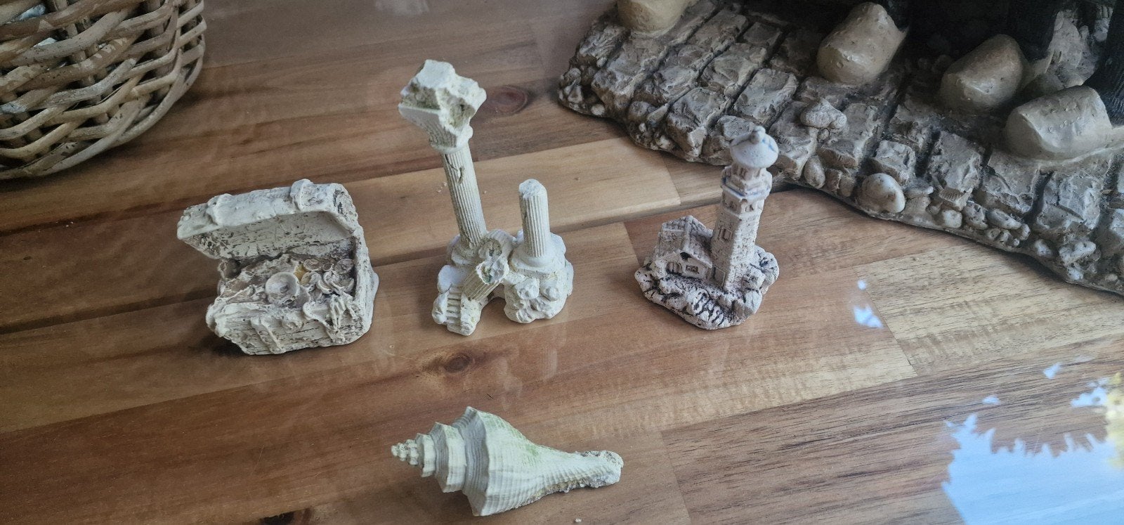 Aquarium  wit ornament setje, Ophalen, Goud