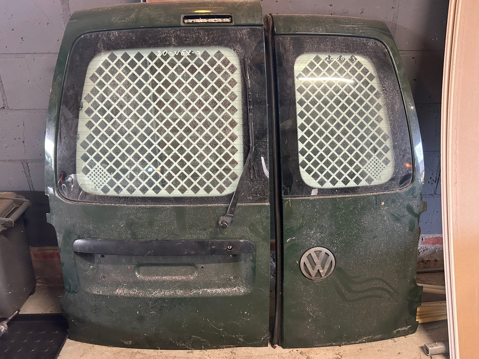 Volkswagen Caddy achterdeuren Links en rechts 2003-2020, Auto-onderdelen, Ophalen of Verzenden, Links, Volkswagen, Deur