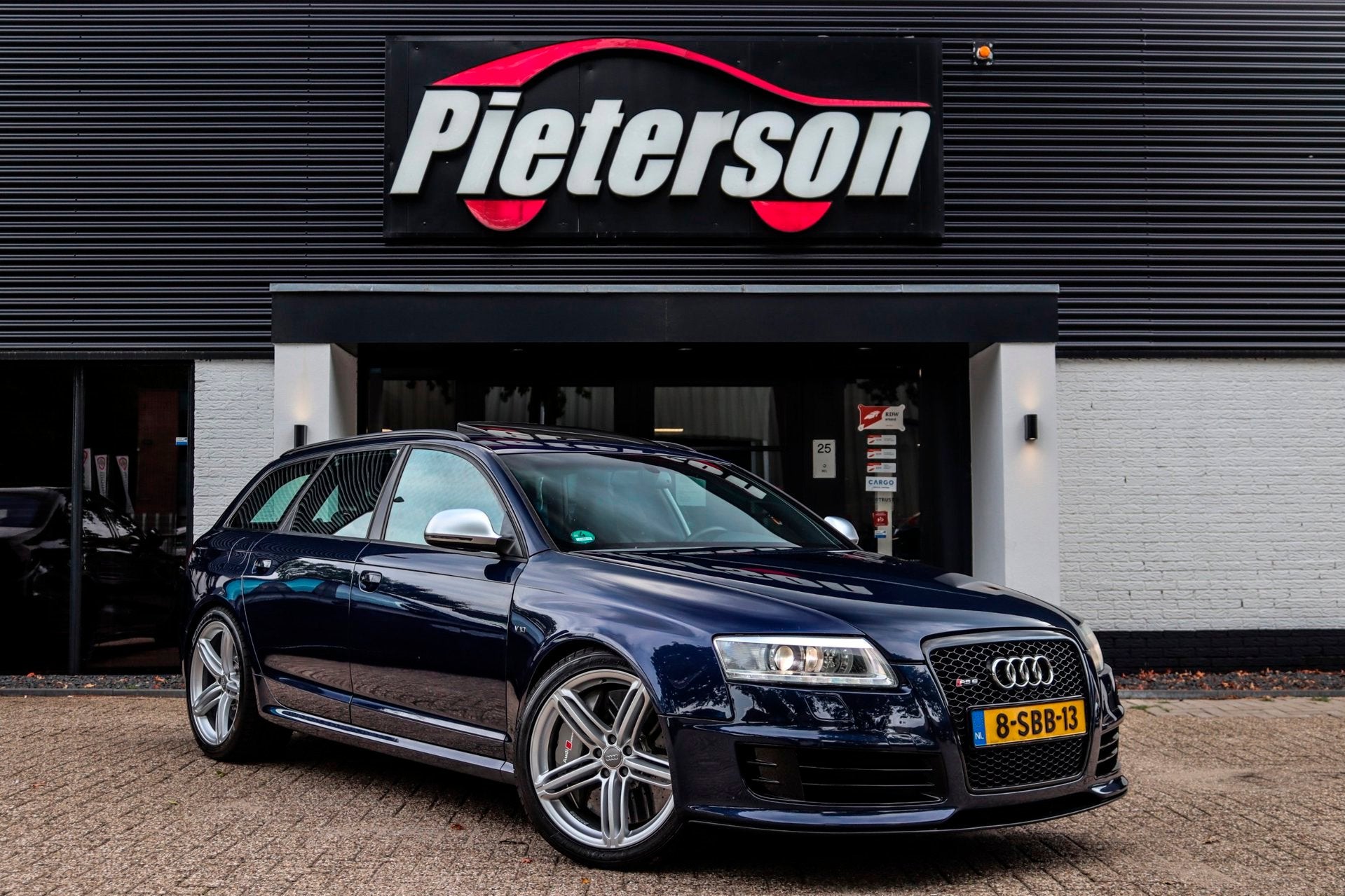 Audi RS6 Avant 5.0 TFSI KERAMISCH PANO PERFECT ONDERHOUDEN, Auto's, Automaat, Gebruikt, Zwart, Blauw