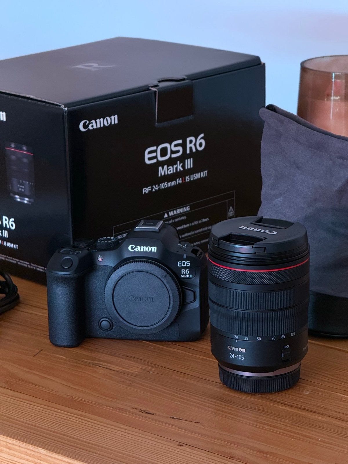 Zgan EOS R6 Mark III met RF 24-105mm F4 L IS USM, Canon, Nieuw, Ophalen of Verzenden, Accu