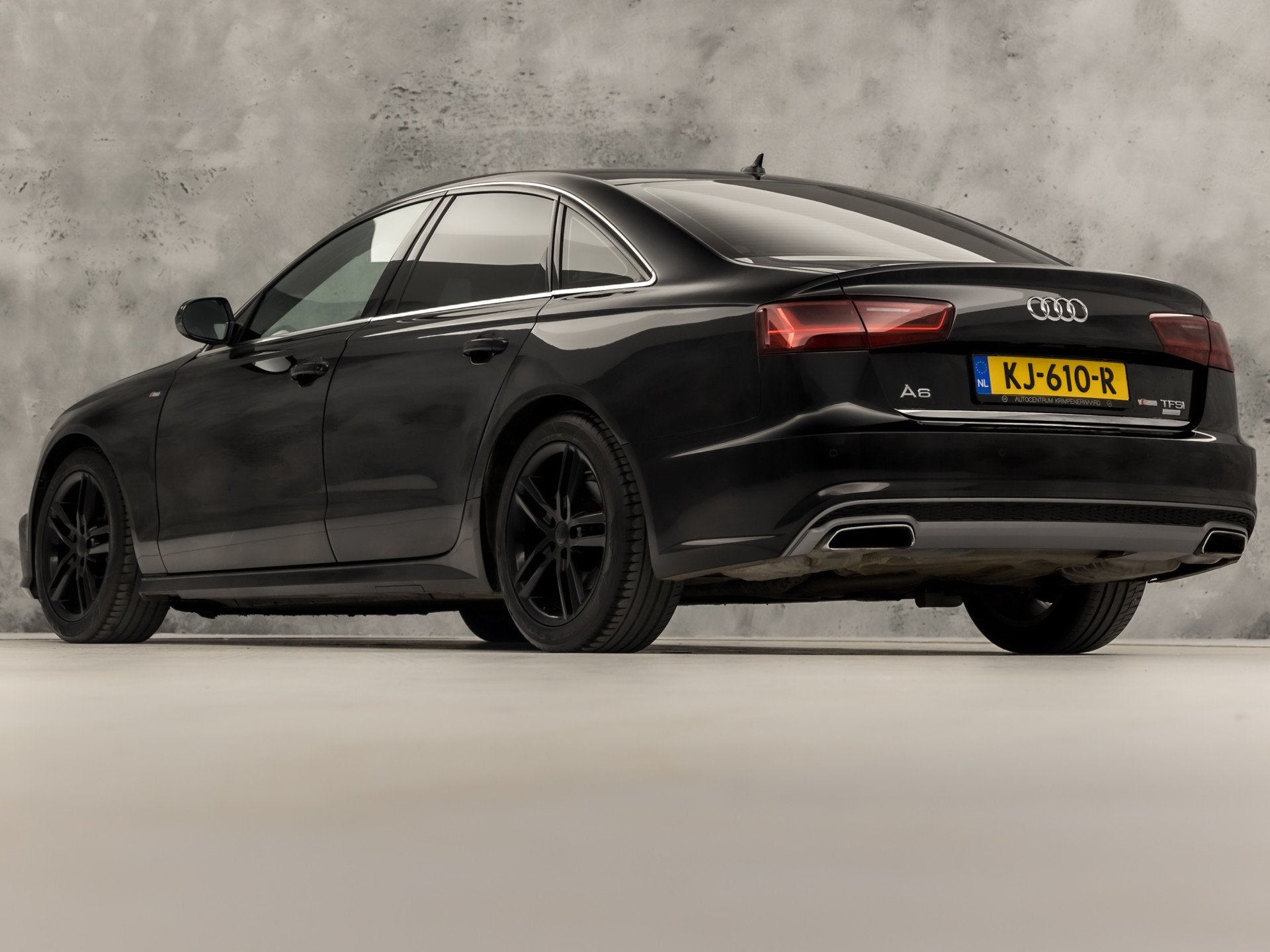 Audi A6 1.8 TFSI S-Line Sport Black Edition 191Pk Automaat (, Auto's, Audi, 12 maanden, Gebruikt, Leder en Stof, Zwart