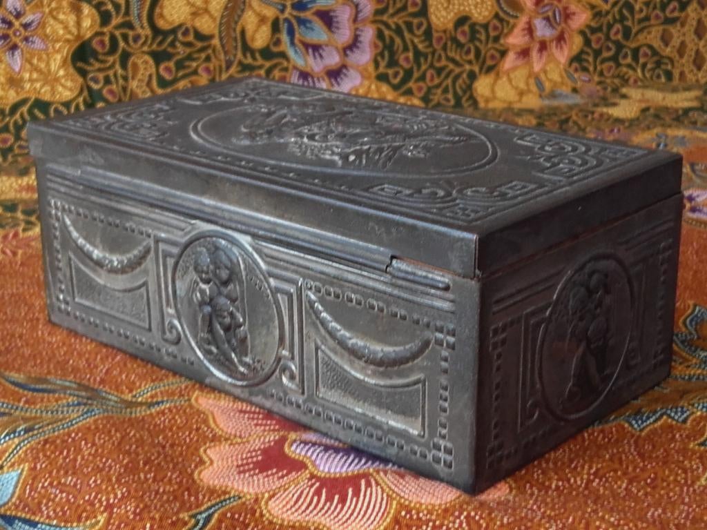Oude sigarettendoos uit Engeland van State Express 15 cm., Ophalen of Verzenden