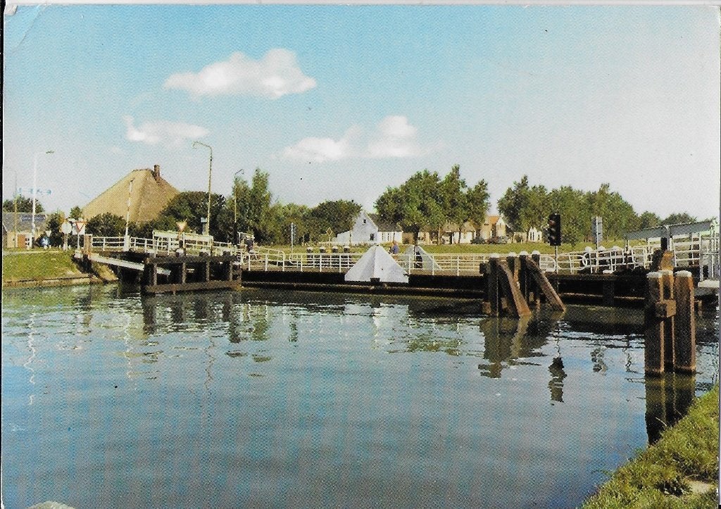 Q2585 gelopen ansichtkaart st maartensvlotbrug, Ophalen of Verzenden, 1980 tot heden, Gelopen