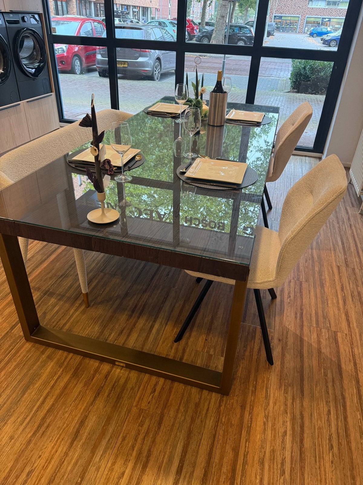 Richmond eettafel inclusief stoelen, Huis en Inrichting, Tafels | Eettafels, Ophalen, 100 tot 150 cm, Zo goed als nieuw, 150 tot 200 cm