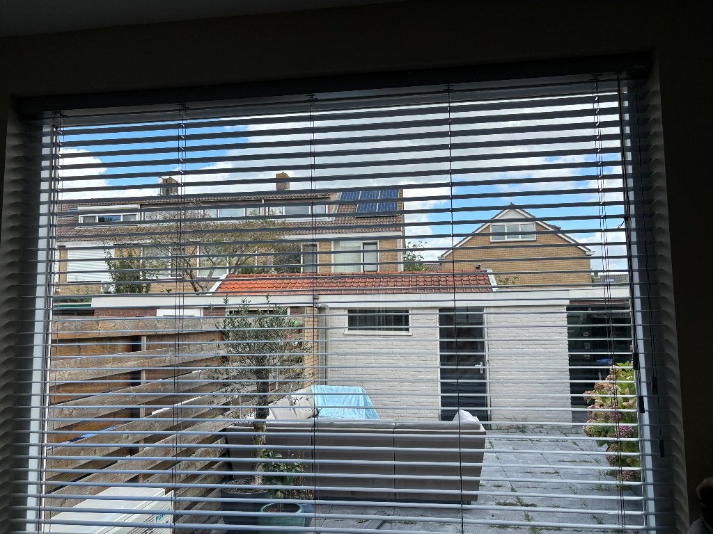 Aluminium jaloezieën, Gebruikt, Ophalen of Verzenden, Koordbediening, Zilver