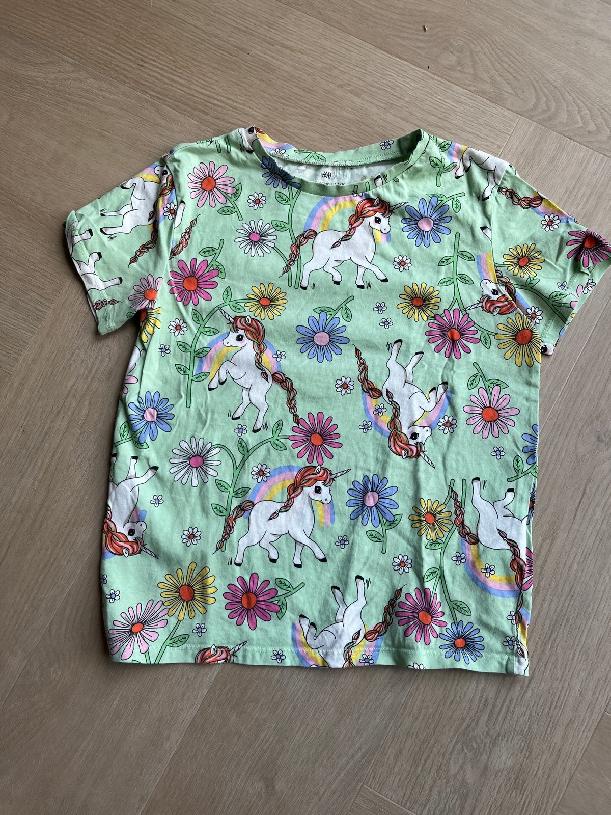 H&M shirt unicorns maat 134/140, Kinderen en Baby's, Ophalen of Verzenden, Zo goed als nieuw, Meisje, Shirt of Longsleeve