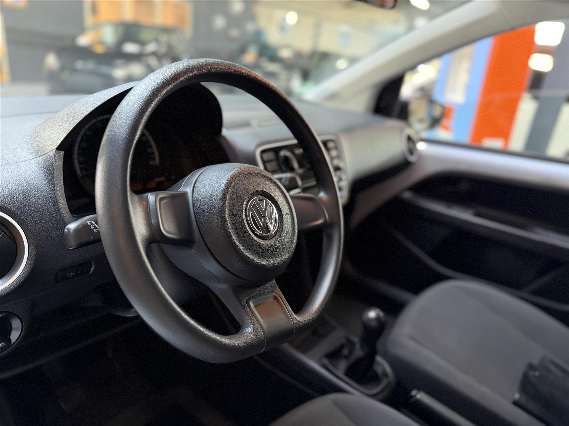 Volkswagen up! 1.0 up! 91DKM! Airco! Sport! (bj 2013), Auto's, Gebruikt, Up!, 1290 kg, Origineel Nederlands