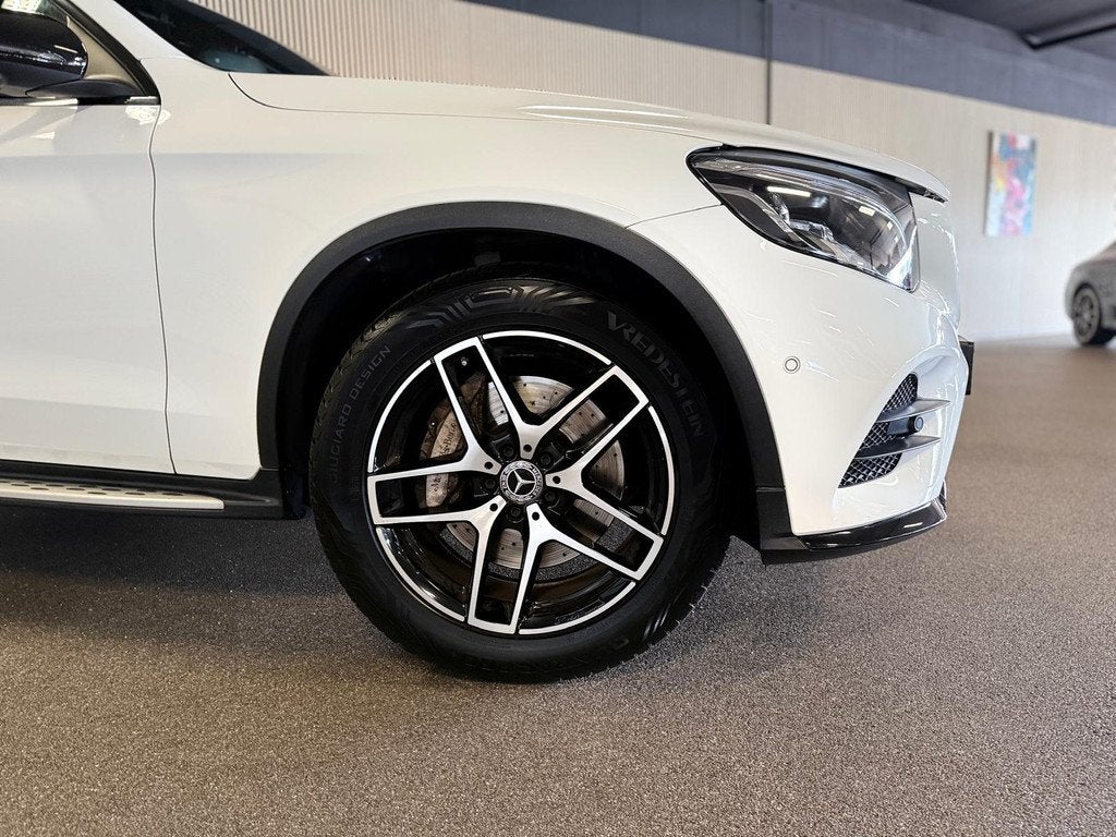 Mercedes-Benz GLC Coupé 250 4MATIC AMG STYLING-MEMORY-360 C, Auto's, Mercedes-Benz, 12 maanden, Gebruikt, 4 cilinders, Wit
