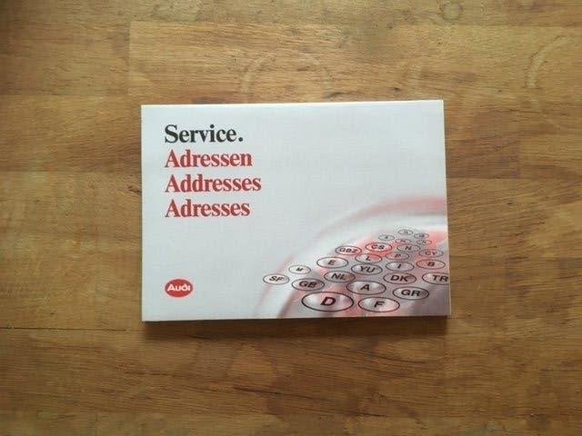 Audi Service Adressen 1992 div talen, Auto diversen, Ophalen of Verzenden