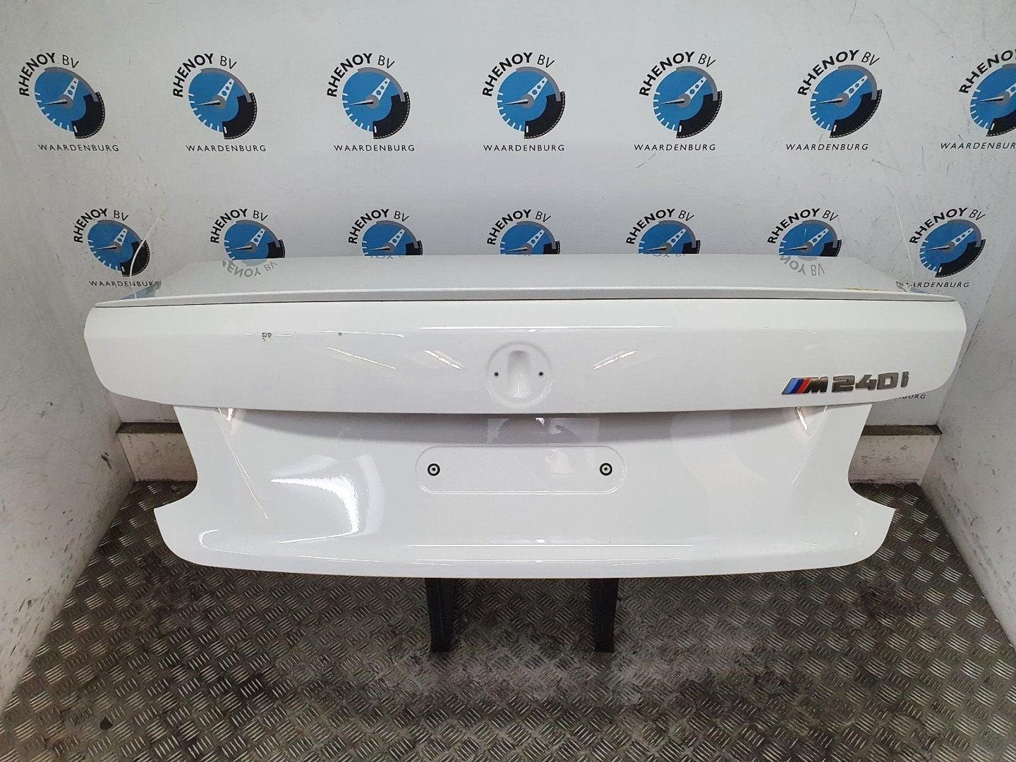 BMW 2 SERIES ACHTERKLEP 41007335376 2021, Ophalen of Verzenden, Gebruikt, Stiba lid