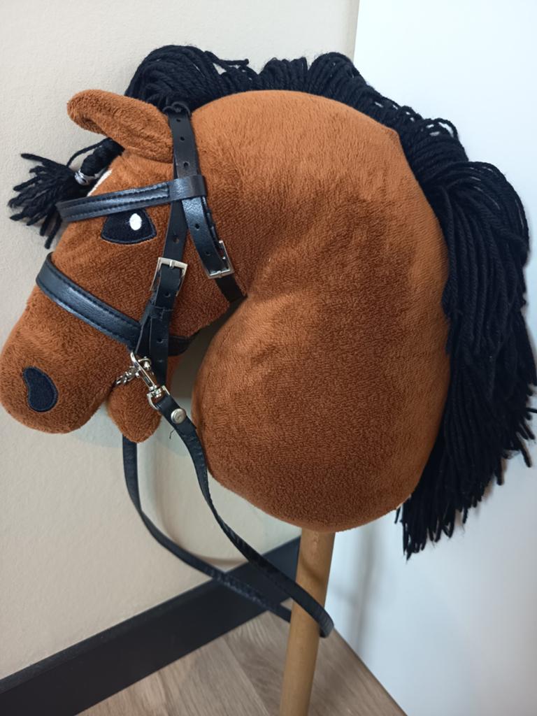 Twee Hobby horses+ halstertje en oornetje, Hobby en Vrije tijd, Overige Hobby en Vrije tijd, Ophalen, Gebruikt