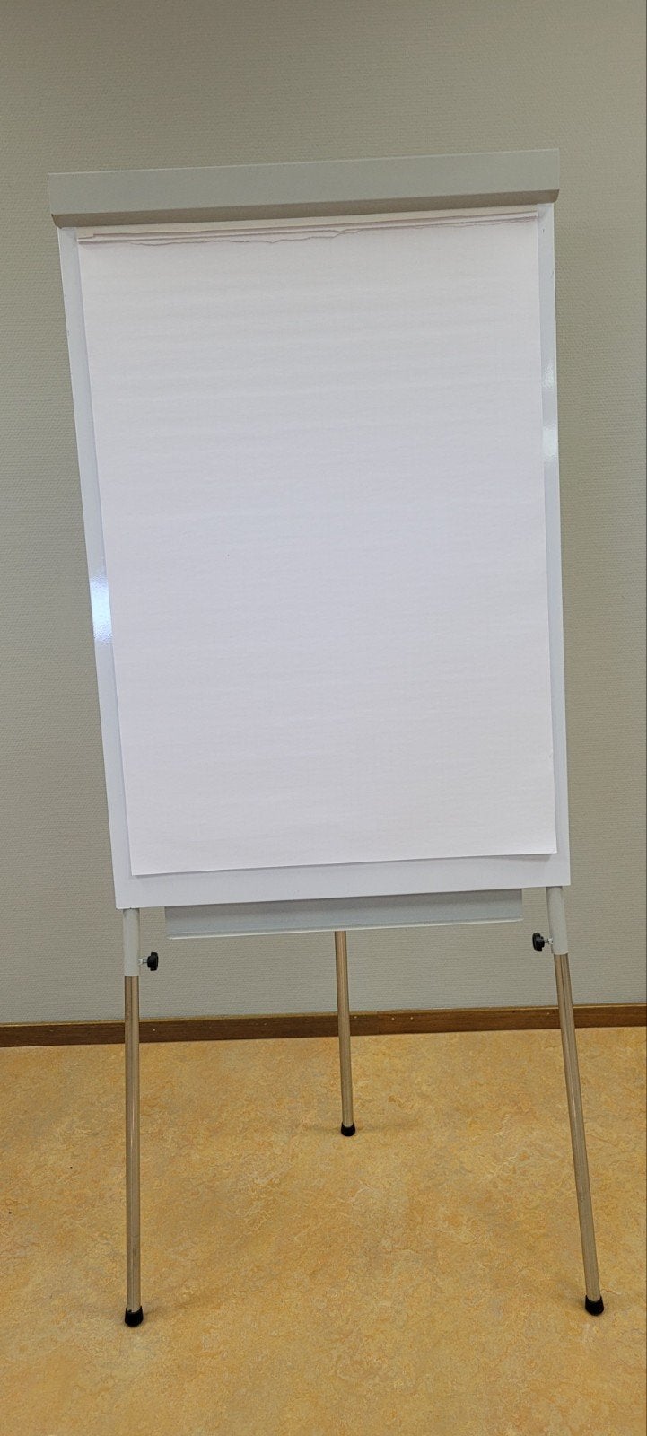 Staande flipover met papierblok, Ophalen, Beta
