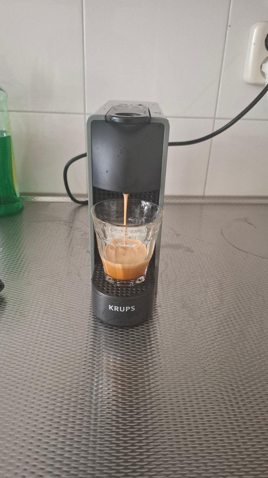 Nespresso Krups XN110 koffiezetapparaat, Gebruikt, Koffiemachine, Ophalen of Verzenden, 1 kopje