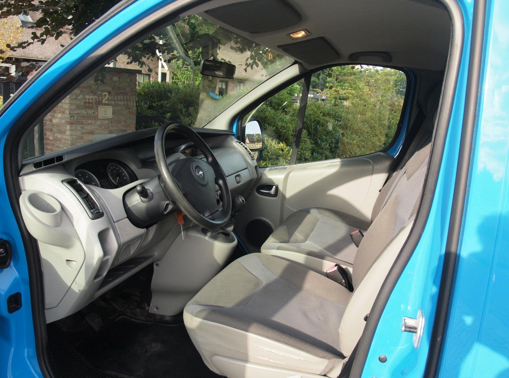 Opel Vivaro Combi 2.0i L1H1 | 9 Persoons | Benzine | Airco |, Auto's, Opel, 1998 cc, Stof, 2000 kg, Blauw