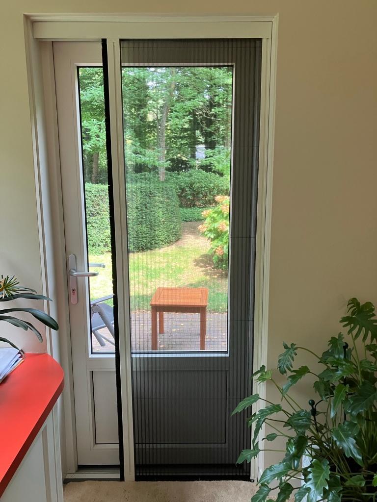 Plissé hor 205 x 88cm, Doe-het-zelf en Verbouw, Deuren en Horren, Ophalen, 80 tot 100 cm, Hordeur, Zo goed als nieuw