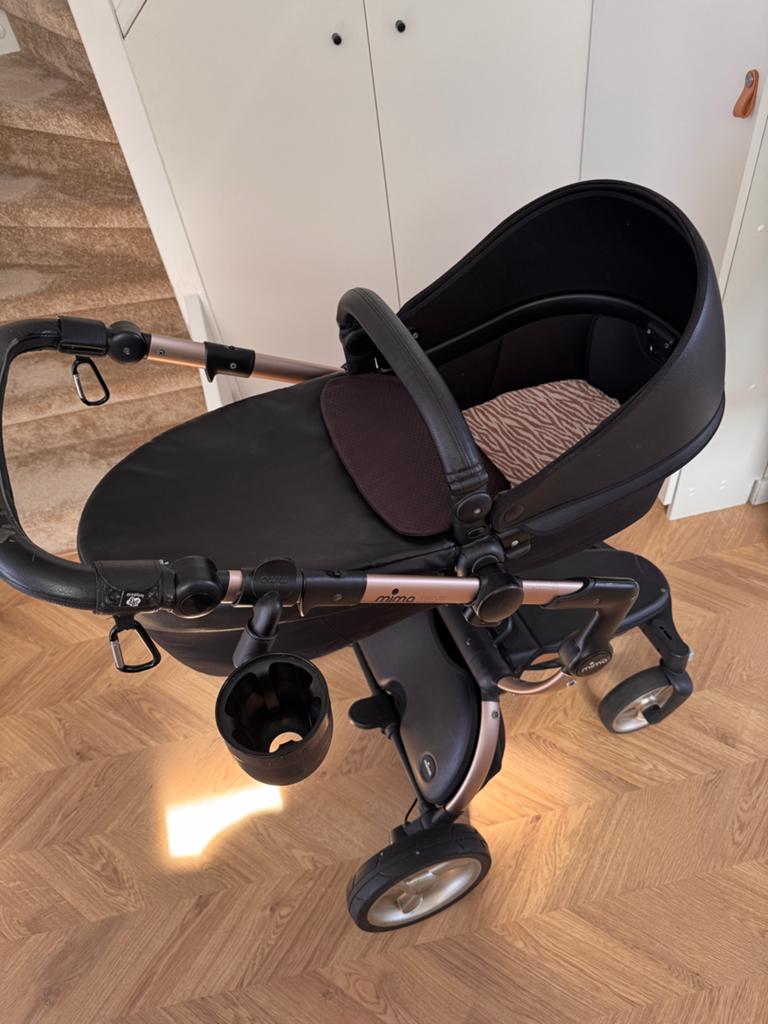 Mima Xari Combiwagen Zwart/Roségoud met Accessoires, Gebruikt, Combiwagen, Met reiswieg, Ophalen