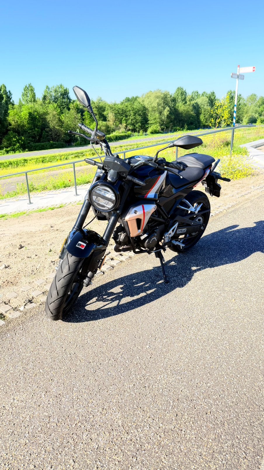 Killerbee f99 glanzend zwart, Fietsen en Brommers, Gebruikt, Ophalen, Overige merken, 4 versnellingen