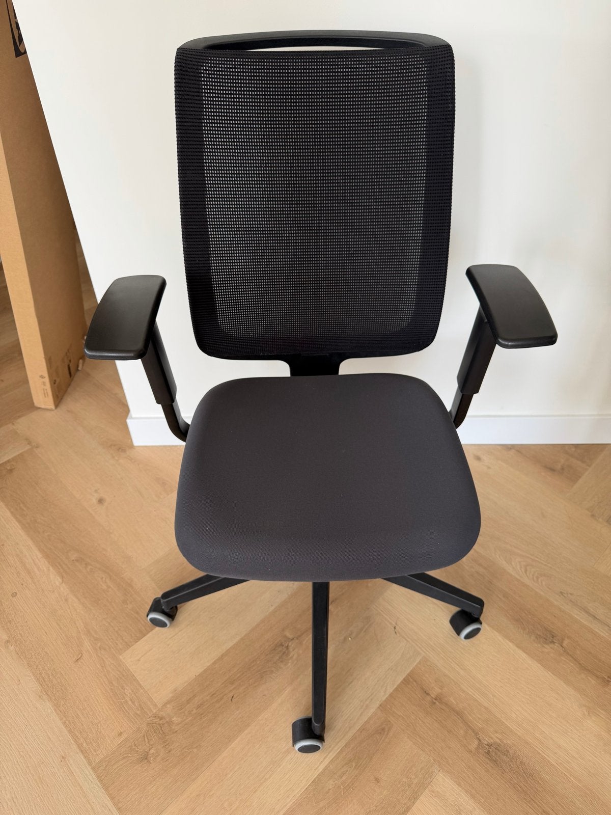 Steelcase bureaustoel - Ophalen, Ophalen of Verzenden, Gebruikt, Zwart, Bureaustoel