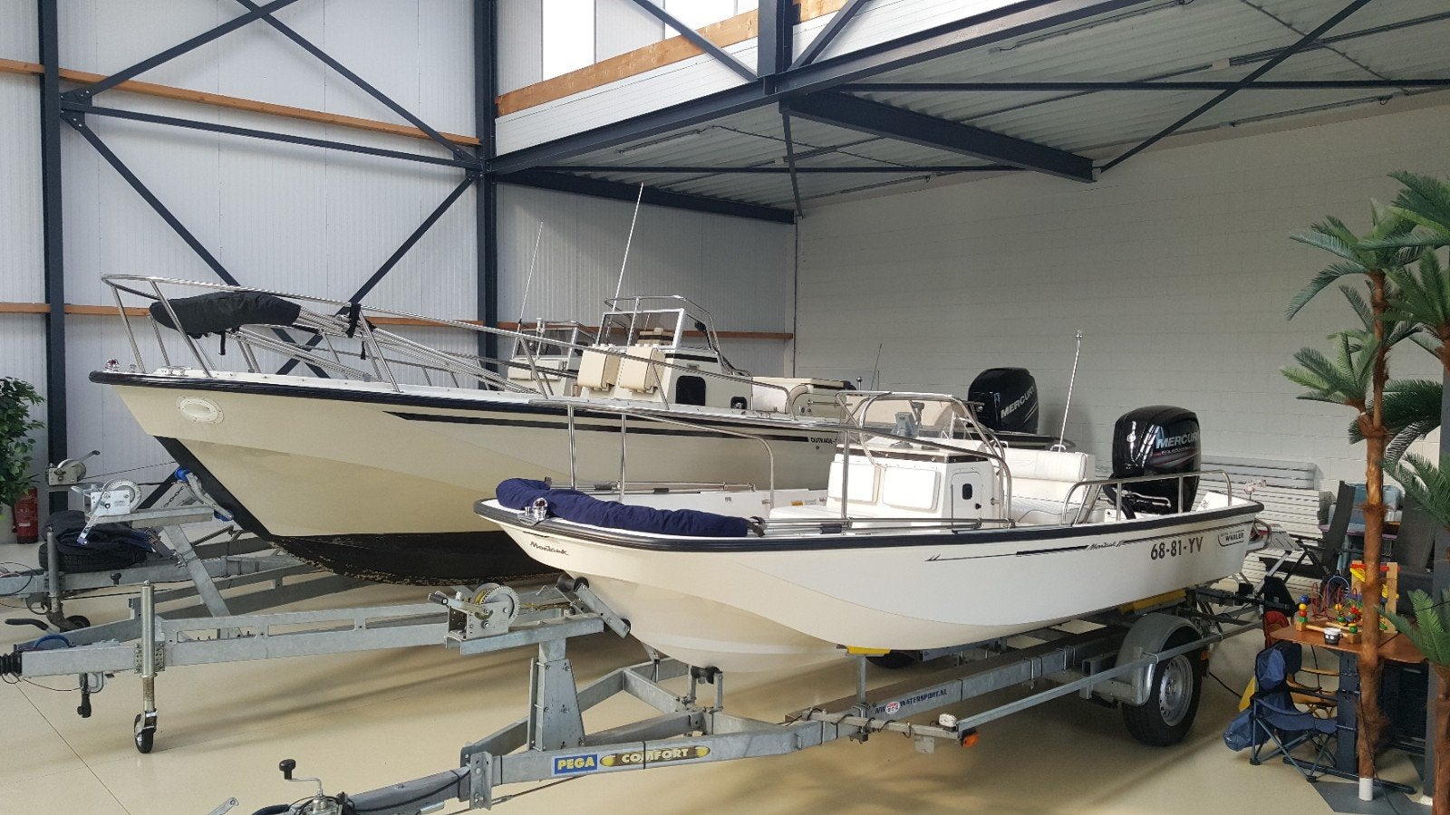 Boston Whaler Montauk 17 met Mercury 80pk en Pega trailer, Watersport en Boten, Vis- en Consoleboten, Overige merken, Met afstandsbediening