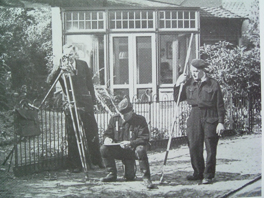 50 jaar Vereniging Technici en Landmeters Kadaster., Boeken, Techniek, P. Roos, Ophalen of Verzenden, Zo goed als nieuw, Geotechniek