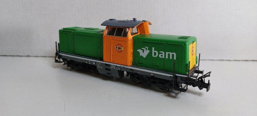Bam V100 Diesel Locomotief Delta Digitaal *Nieuwstaat* (06), Wisselstroom, Locomotief, Ophalen of Verzenden, Märklin