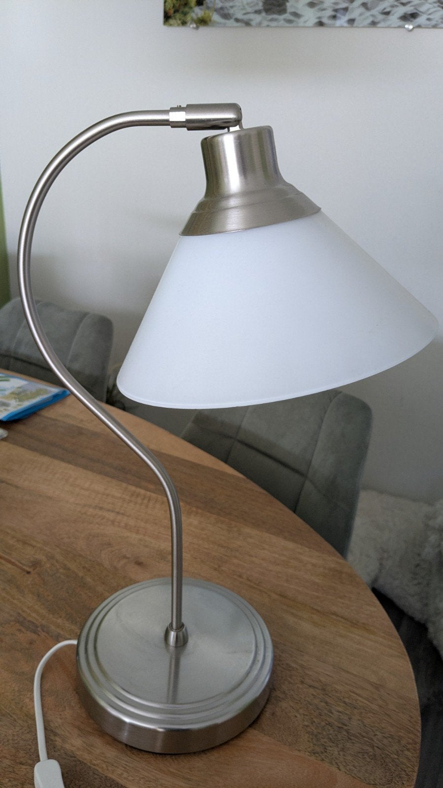 Tafel/bureaulamp met rookglas, wit, Wit, Zo goed als nieuw, Glas, Modern