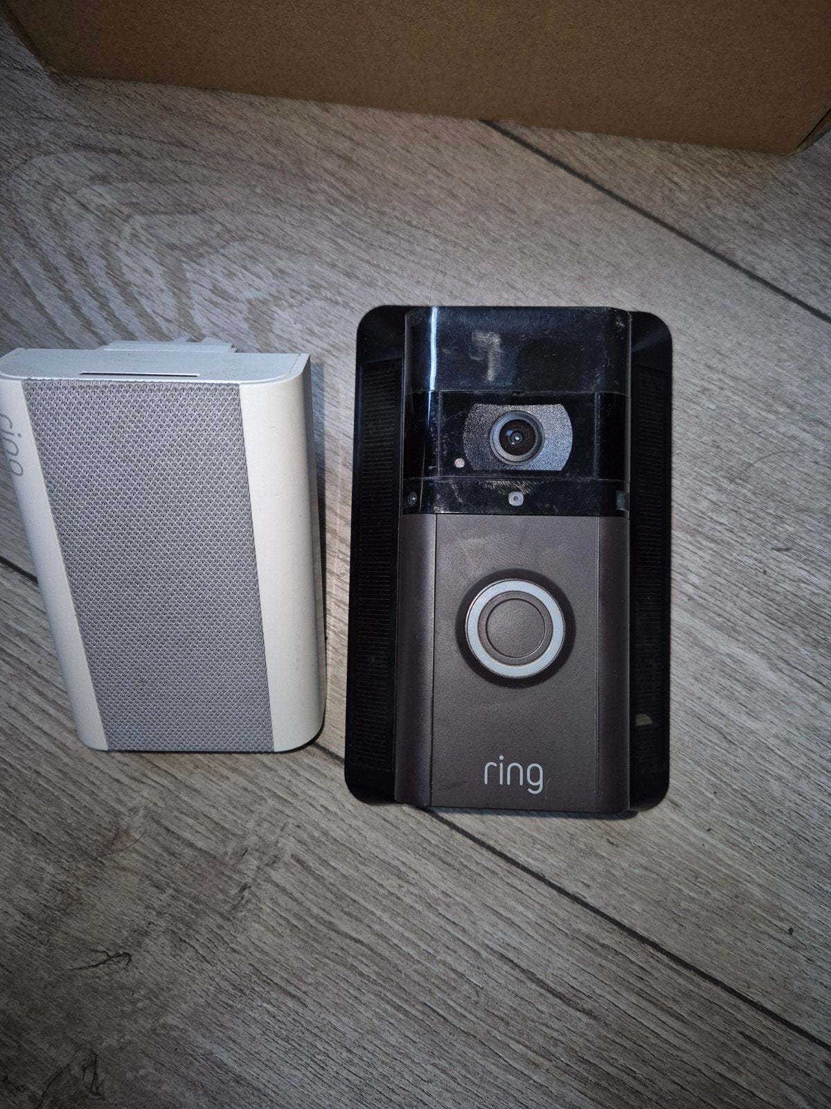 Ring Doorbell 3 plus , Spotlight Cam Battery met zonnepaneel, Ophalen of Verzenden, Nieuw
