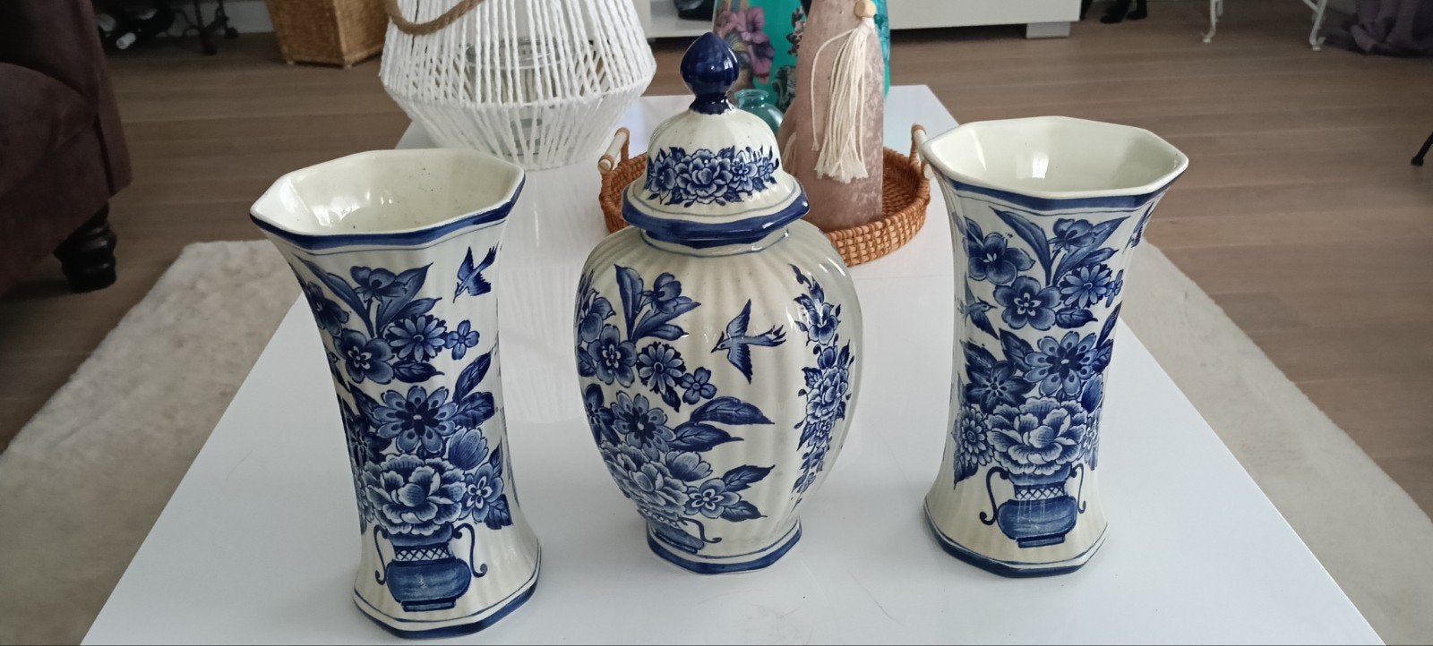 Delfts Blauw vazen en pot met deksel - Handbeschilderd, Ophalen of Verzenden
