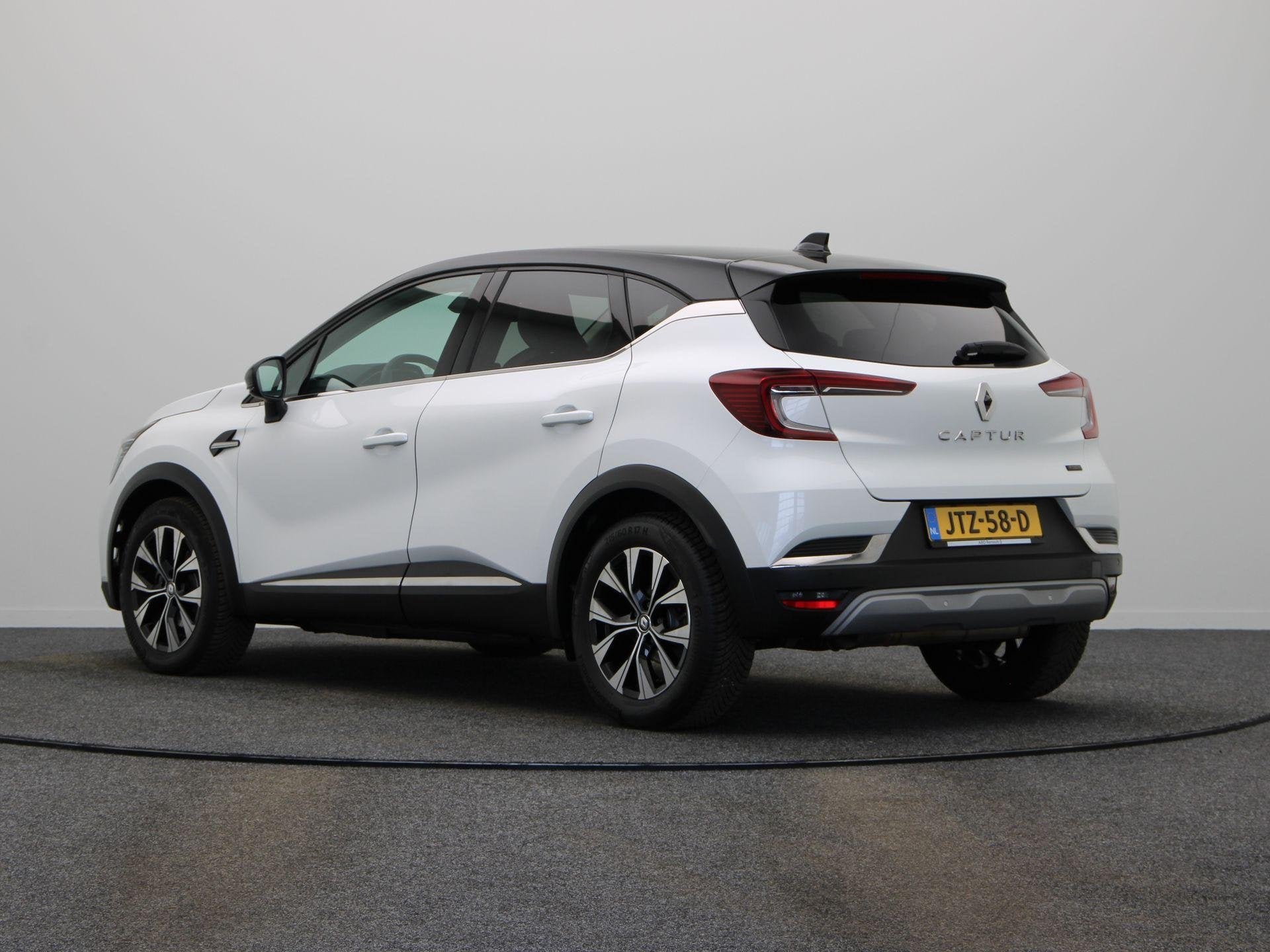 Renault Captur E-Tech Hybrid 145pk Techno | Grootscherm navi, Auto's, Gebruikt, 715 kg, Leder en Stof, Wit