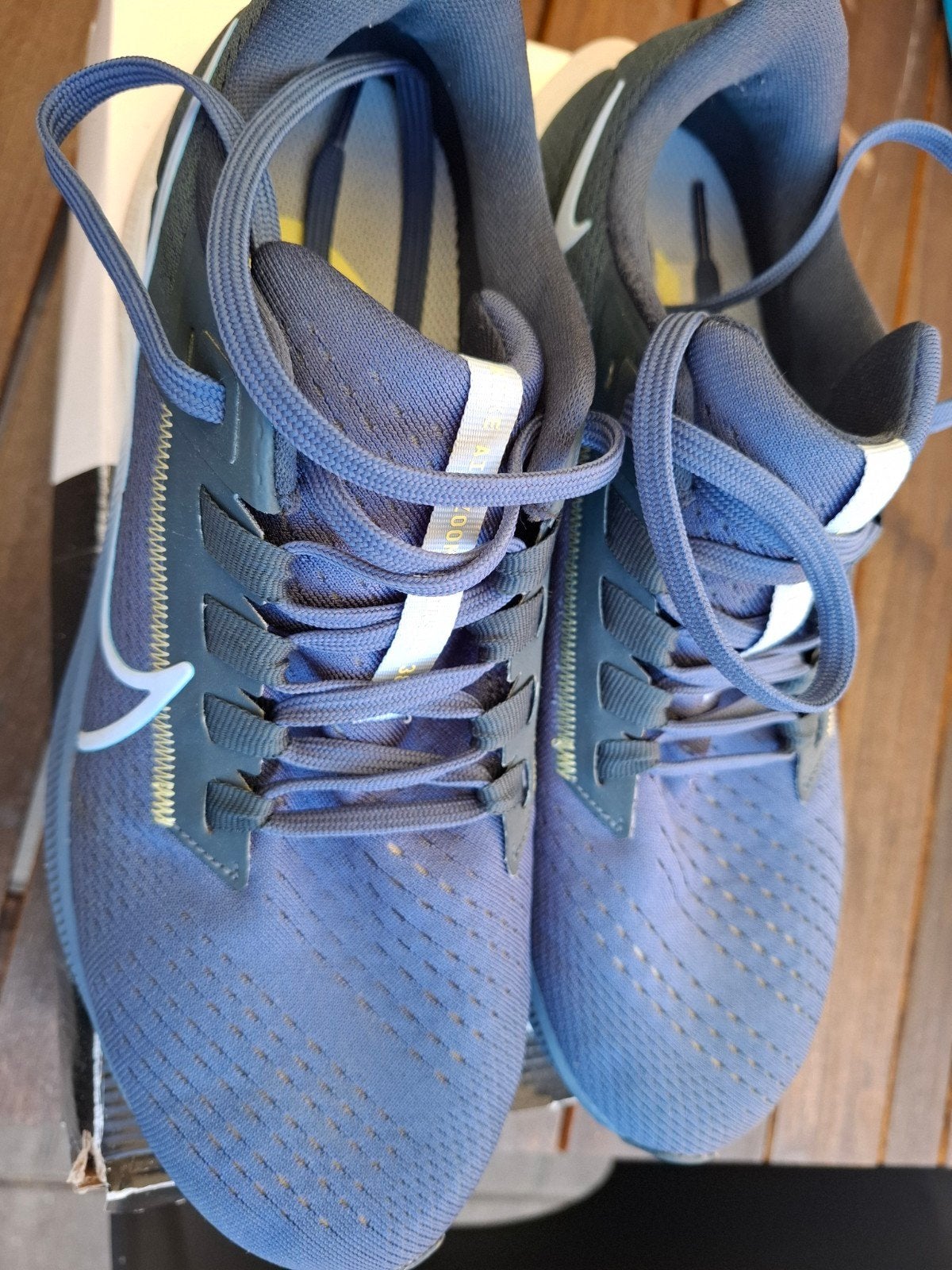 Nike Zoom Pegasus 38 Hardloopschoenen - Maat 40.5, Nike air zoom pegasus 38, Ophalen, Zo goed als nieuw, Sneakers of Gympen