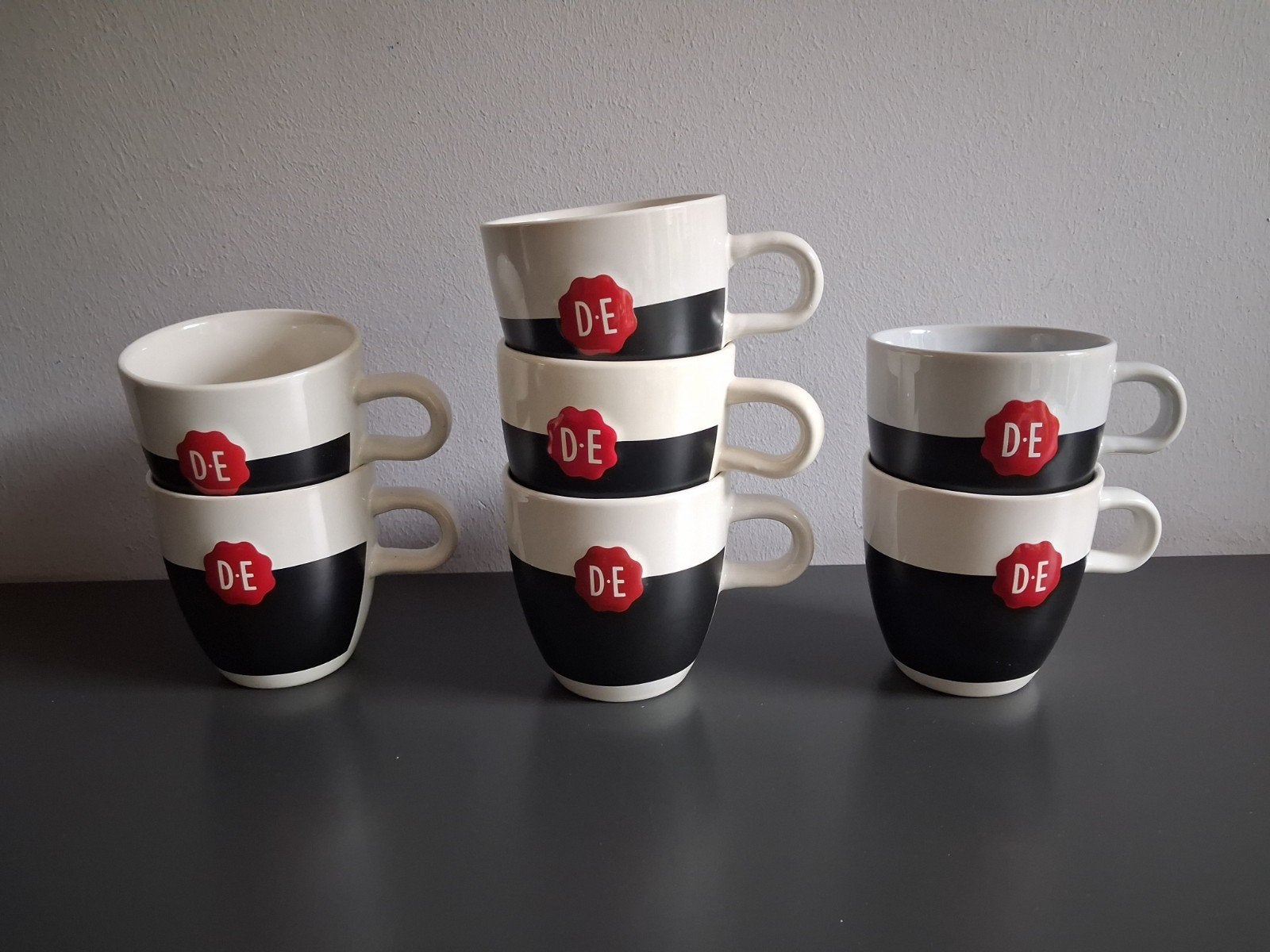 7x DE mok mokken krijt krijtmokken douwe Egberts, Ophalen of Verzenden, Steen/keramiek, Meerkleurig, Overige merken