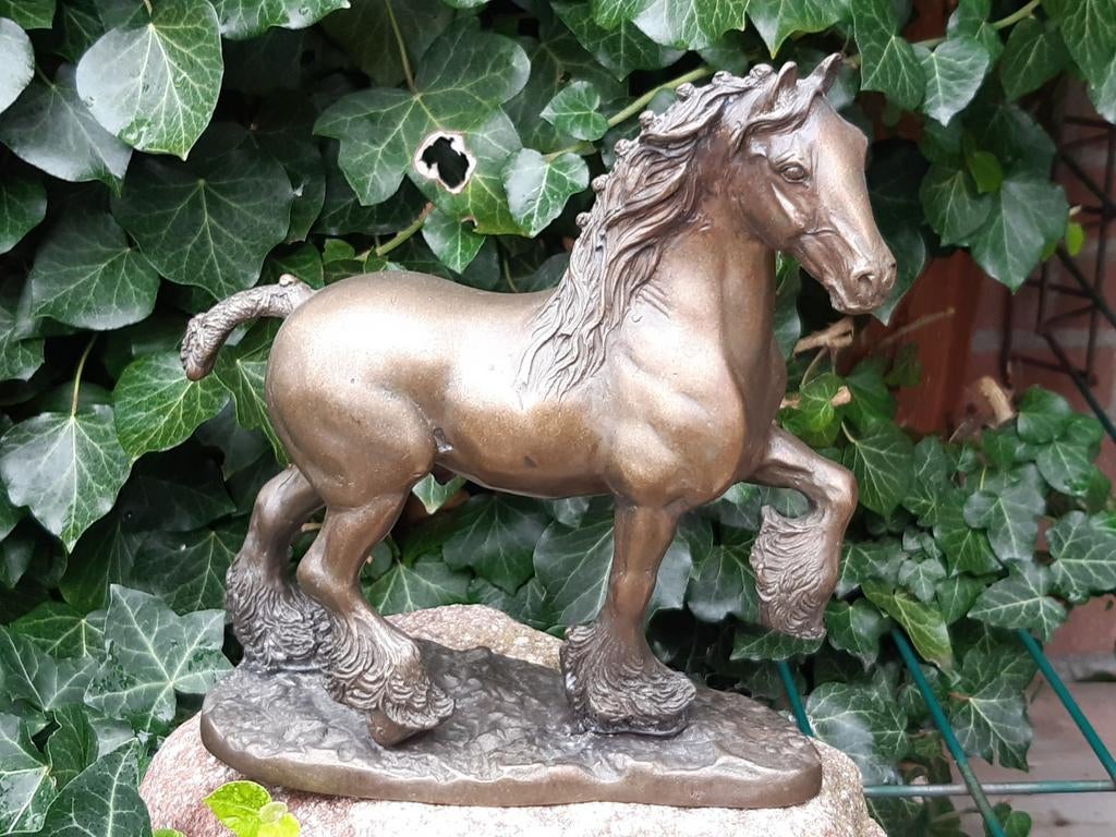 Breyer ZELDZAAM bronzen / bronze gentle giant / shire paard, Verzamelen, Beelden en Beeldjes, Dier, Ophalen of Verzenden