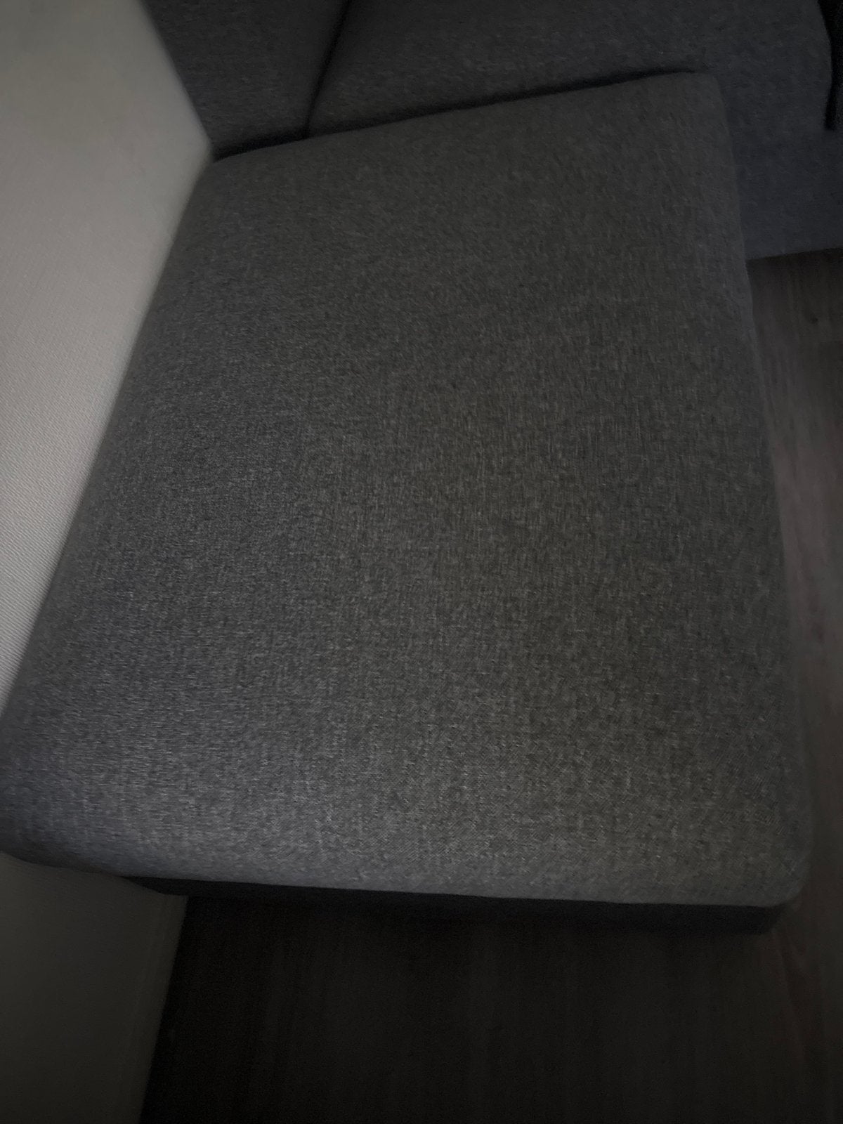 Grijze tweepersoons bank met opbergruimte, Ophalen, 125 tot 150 cm, Tweepersoons, Zo goed als nieuw