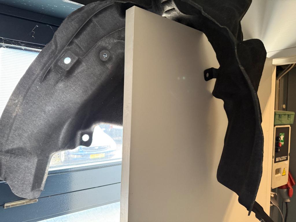 Modderkuip Ford Kuga Links Achter, Gebruikt, Ophalen of Verzenden, Ford, Achter