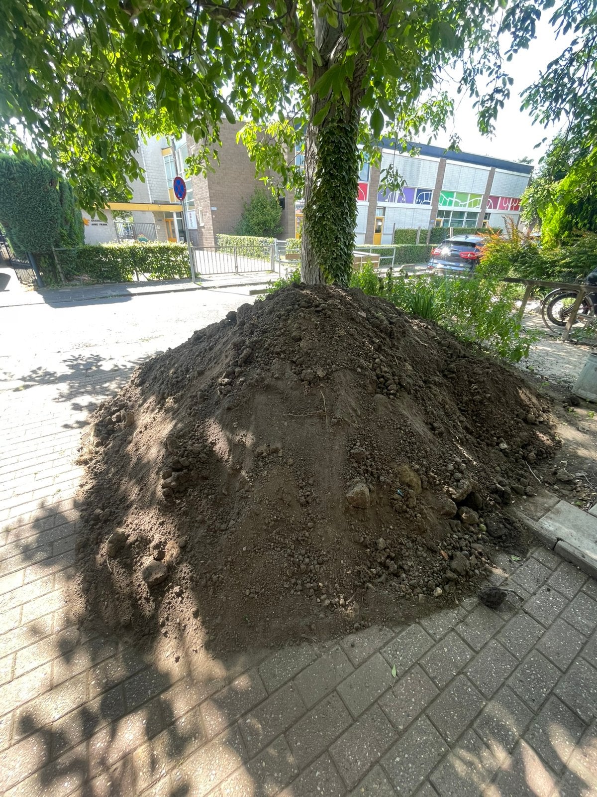 Gratis af te halen: ongeveer 3 m³ schone tuinaarde., Tuin en Terras, Ophalen, Tuinaarde