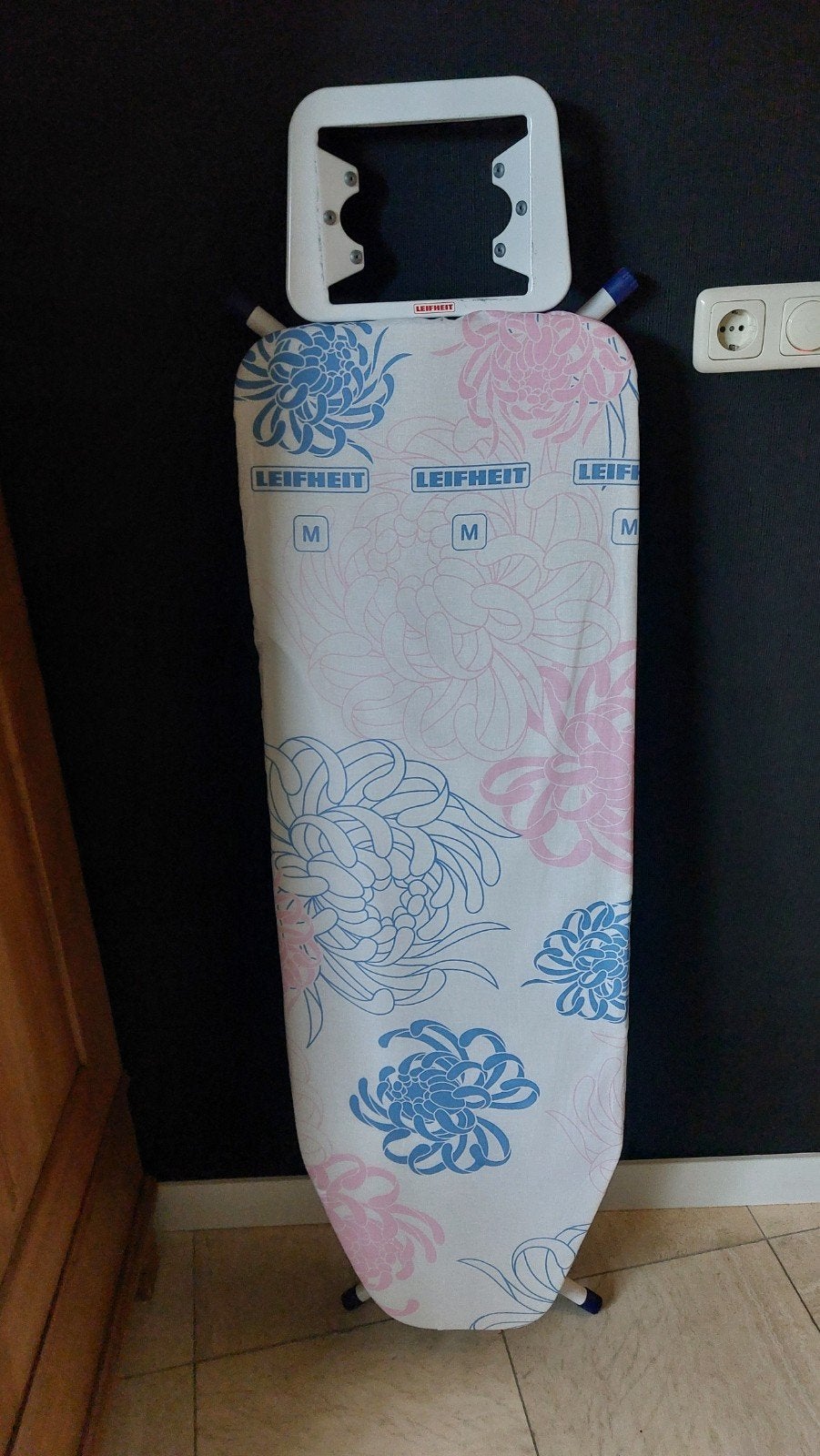 Strijkplank Leifheit M, Ophalen, Zo goed als nieuw