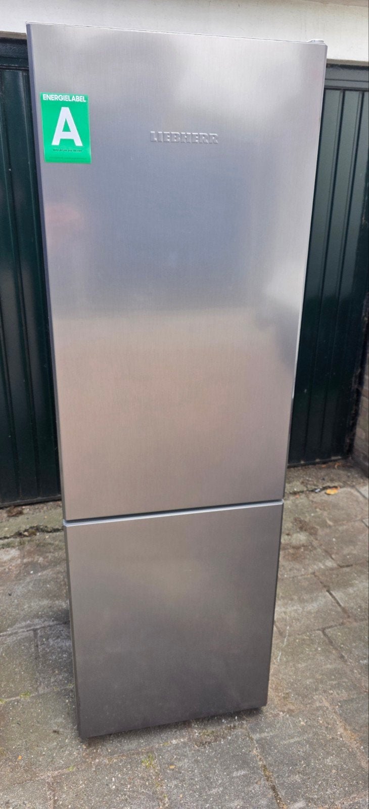Liebherr vrijstaande koelvriescombinatie RVS Energieklasse A, Ophalen, 200 liter of meer, 60 cm of meer, Met aparte vriezer