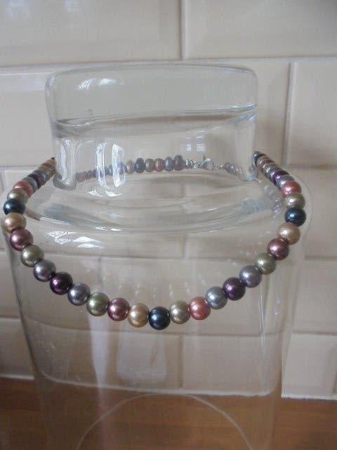 Gekleurde parel ketting, Ophalen of Verzenden, Zo goed als nieuw, Overige kleuren, Overige materialen