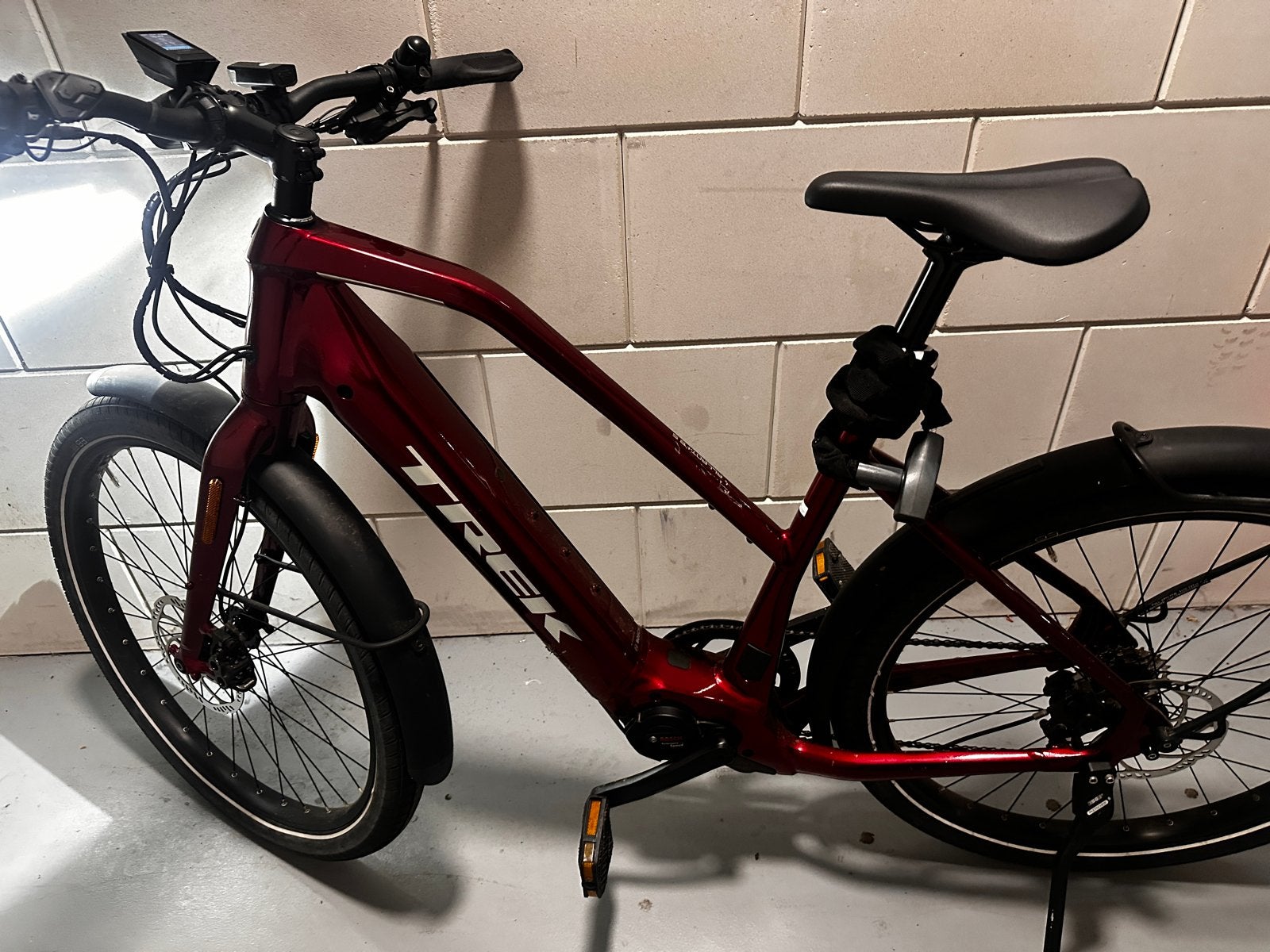 Speedpedelec Trek Allant+  8S, Fietsen en Brommers, Zo goed als nieuw, 50 km per accu of meer, 55 tot 59 cm, Ophalen