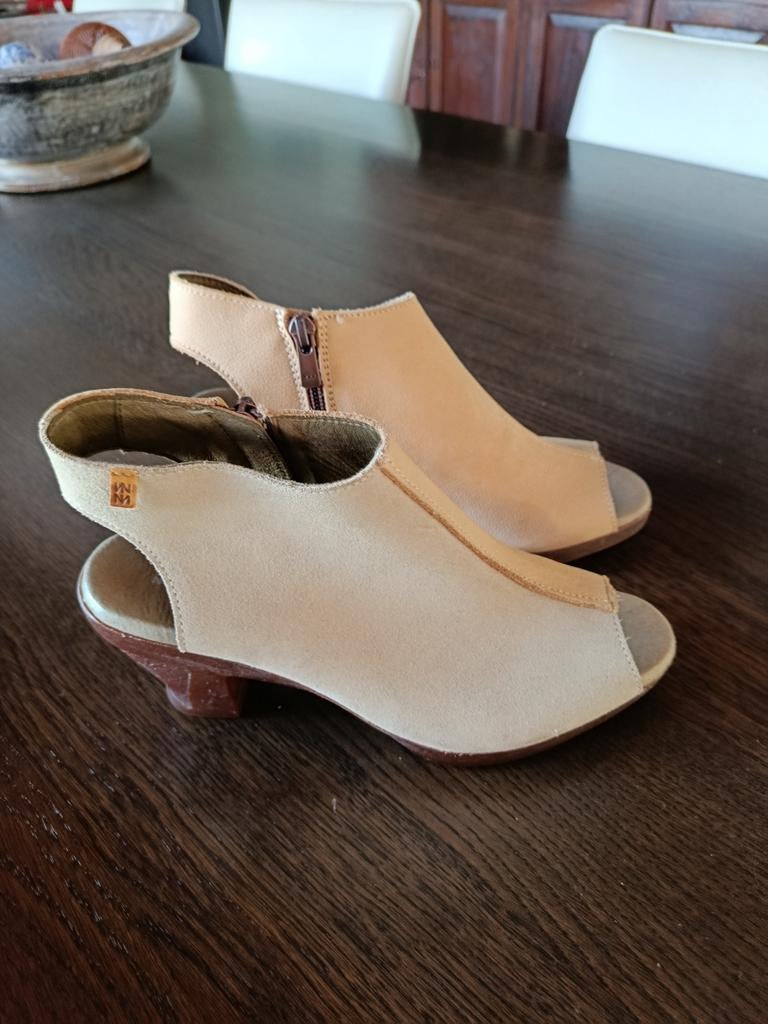 El Naturalista open teen schoenen maat 37, Beige, Nieuw, Sandalen of Muiltjes, El Naturalista