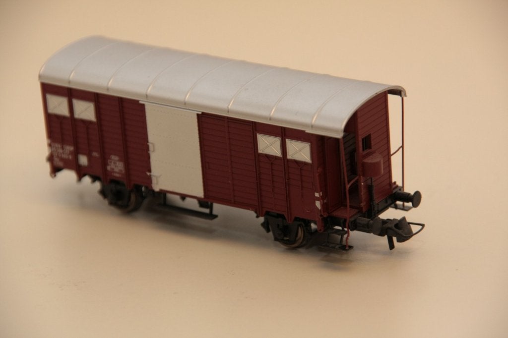 Roco gesloten goederenwagon SBB CFF. Nieuwstaat, Hobby en Vrije tijd, Modeltreinen | H0, Gelijkstroom, Wagon, Ophalen of Verzenden