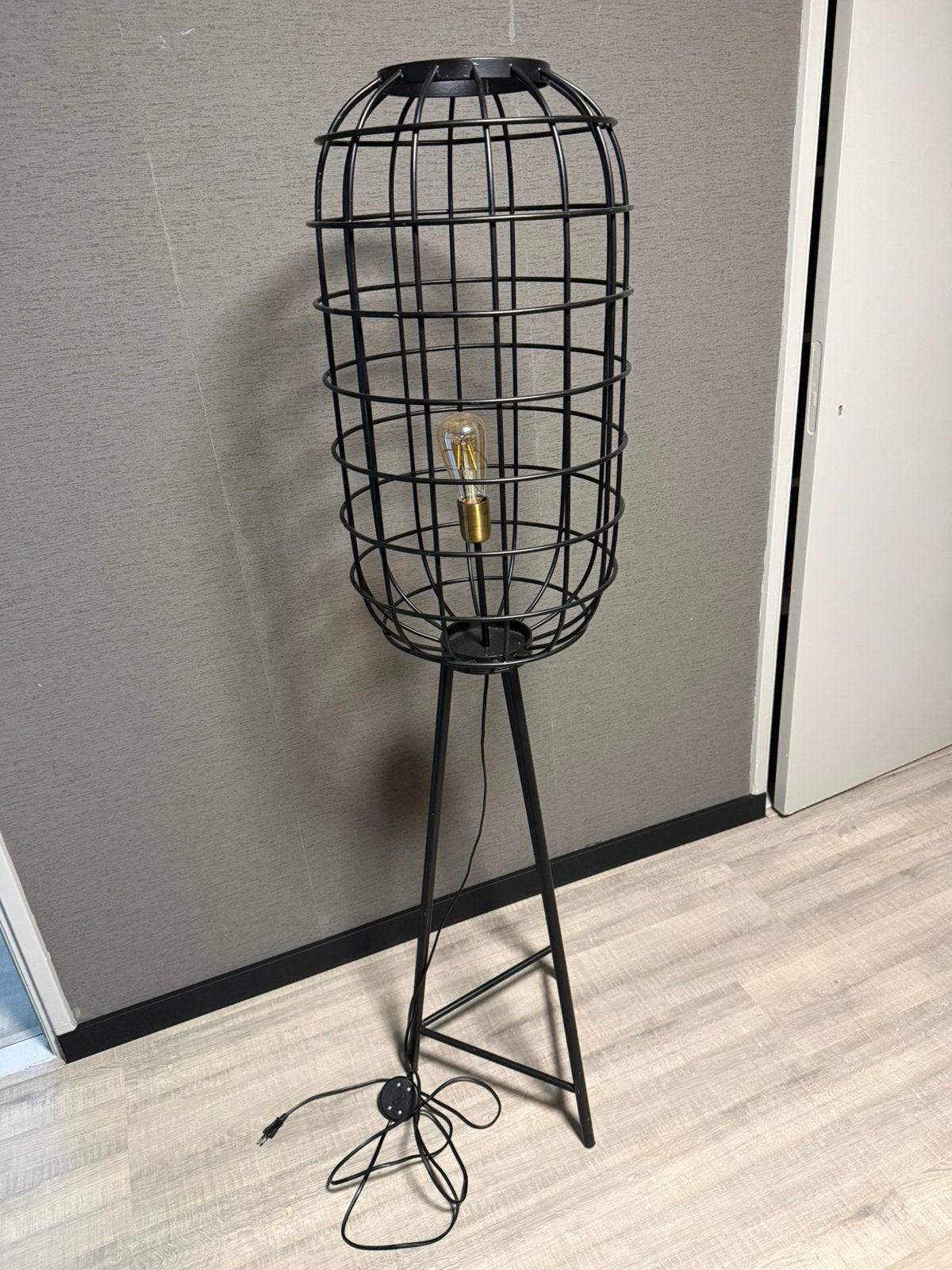 Vloerlamp zwart, Ophalen, Zo goed als nieuw, Metaal, 150 tot 200 cm
